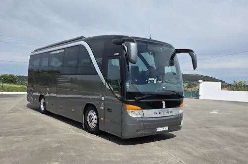 Aluguer autocarro Setra S411